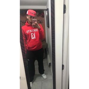 Meet your Posher, Luis